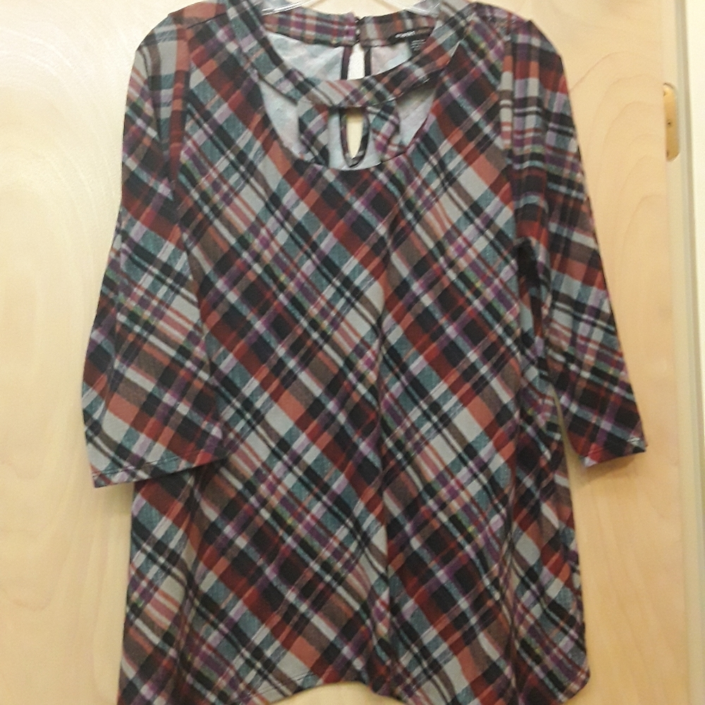 Red Purple Plaid Keyhole Knit Top Robert Louis